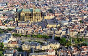 http://www.tourisme-metz.com/fr/accueil.html